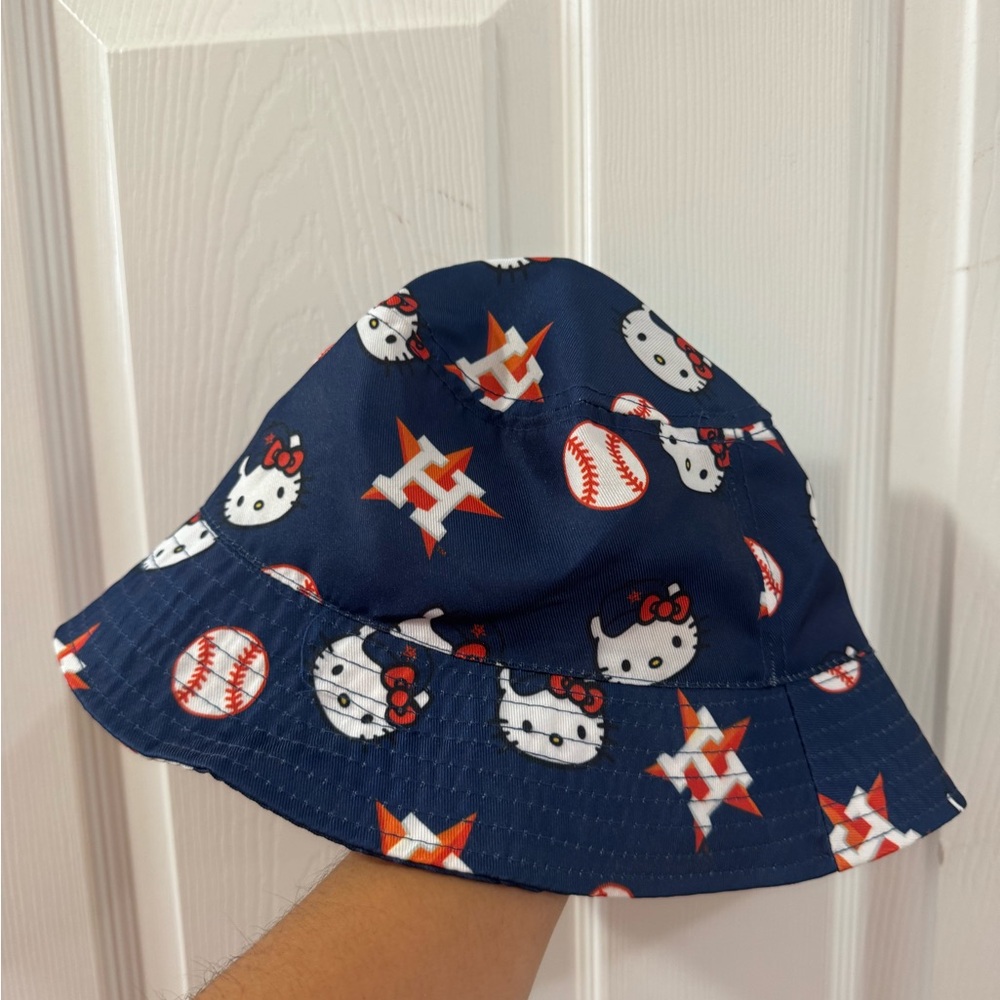Hello Kitty Astros Navy Bucket Hat